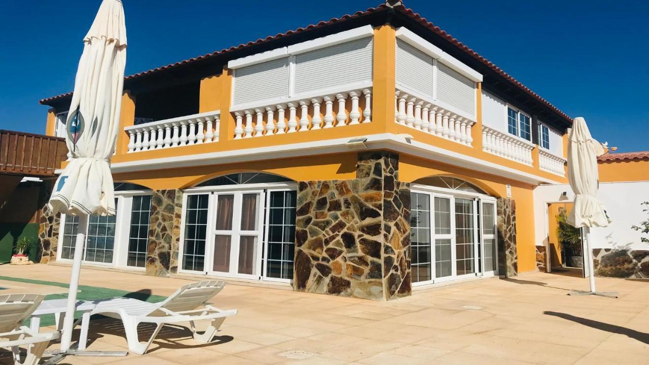 Blue Azure Powered By Solymarcalma Apartman Costa Calma Kültér fotó